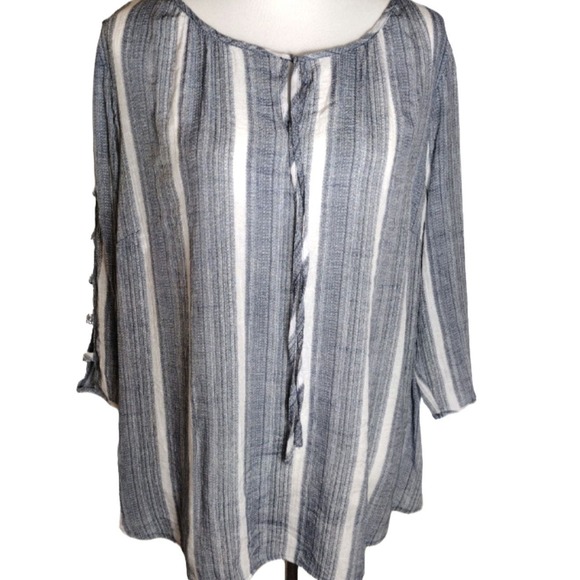 💸$10 Fred David Peekaboo Shoulder Arm Detail Women's 1X Tie Front Blouse - Picture 1 of 6
